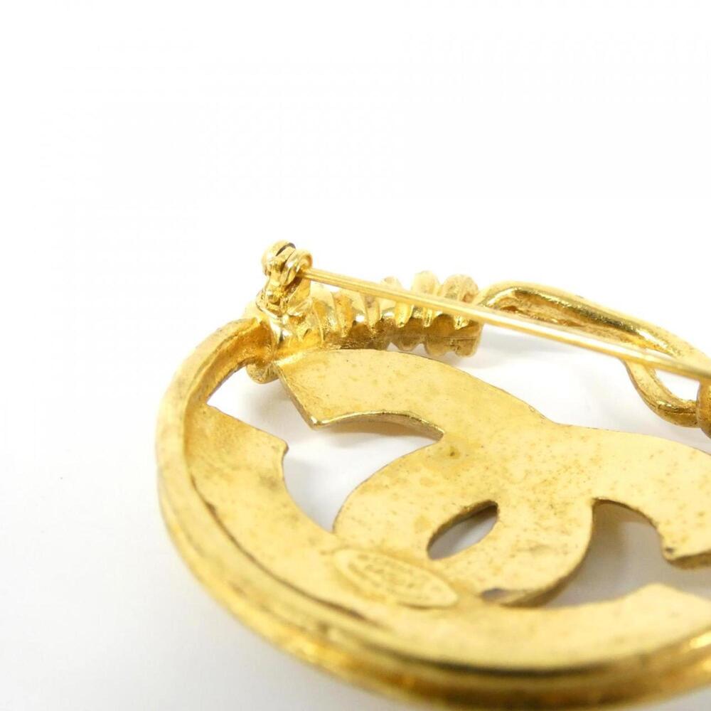 CHANEL Gold Brooch - Picture 3 of 4